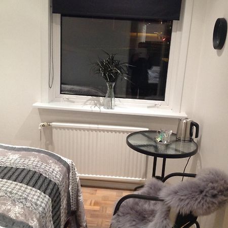 Marna Guesthouse Doubleroom Nr.4 Tórshavn Dış mekan fotoğraf