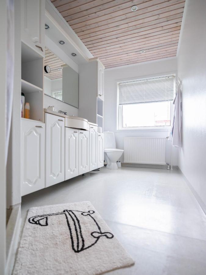 Marna Guesthouse Doubleroom Nr.4 Tórshavn Dış mekan fotoğraf